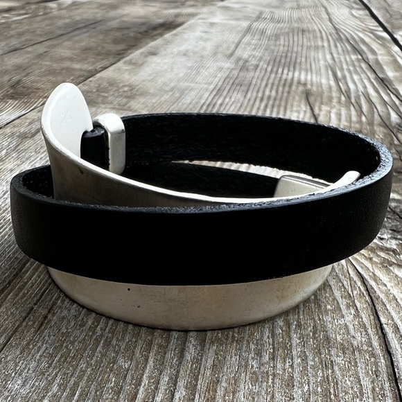 New Leather + Silver Metal Modern Wrap Bracelet Black Satin Distressed Finish - Picture 7 of 10